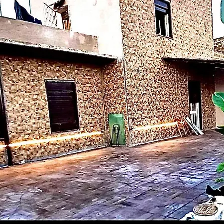 A Sciumara Lodge *